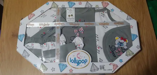 Baby Gift Set - Photo 2