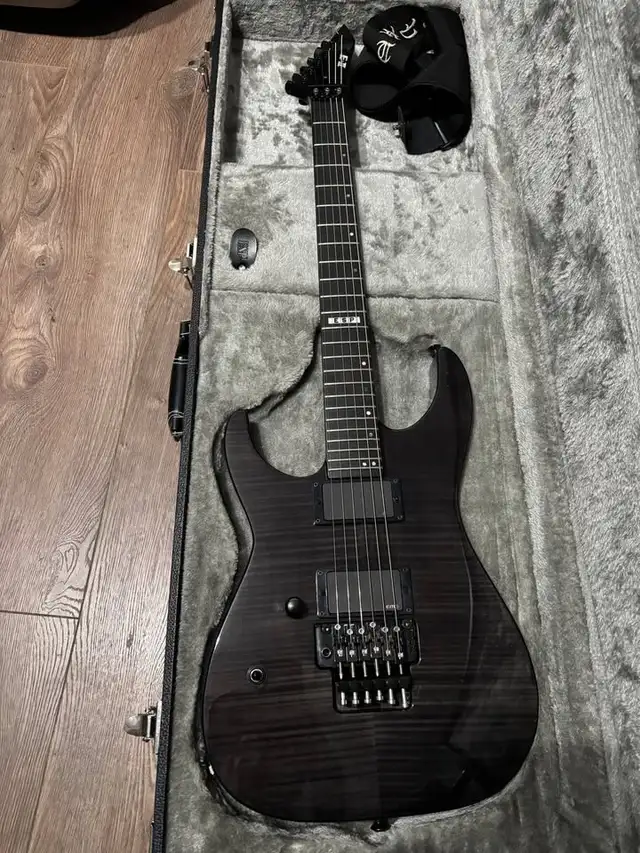 ESP E2 M2 See Through black gauchère lefty