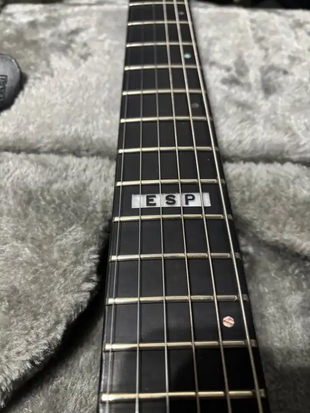 ESP E2 M2 See Through black gauchère lefty - Photo 4