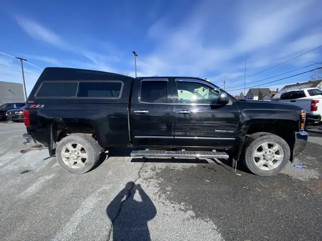 2018 Chevrolet Silverado 2500HD LTZ - Photo 2
