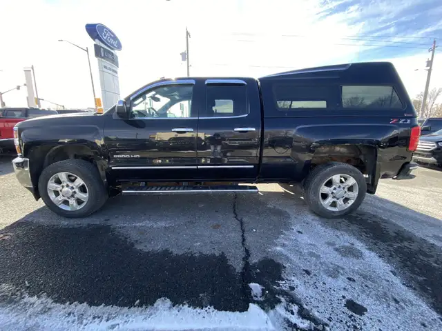 2018 Chevrolet Silverado 2500HD LTZ - Photo 6