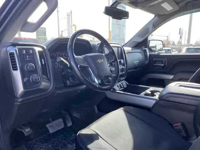 2018 Chevrolet Silverado 2500HD LTZ - Photo 16