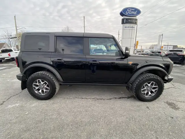 2024 Ford Bronco Badlands - Photo 2