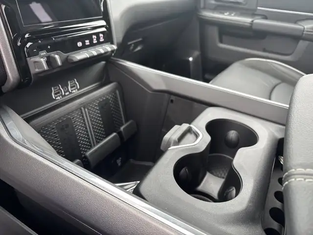 2026 Ram 3500 Laramie - Photo 22