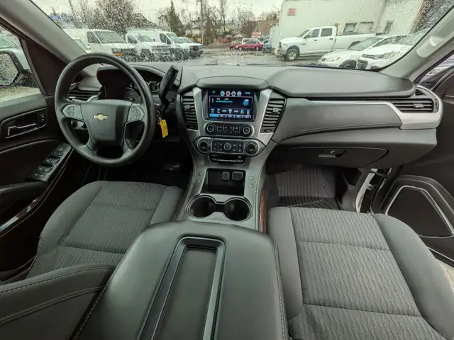 2019 Chevrolet Tahoe - Photo 11
