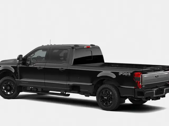 2026 Ford F-250 Lariat - 8ft Bed/Black Pack/Ultimate and Prem Pa - Photo 4