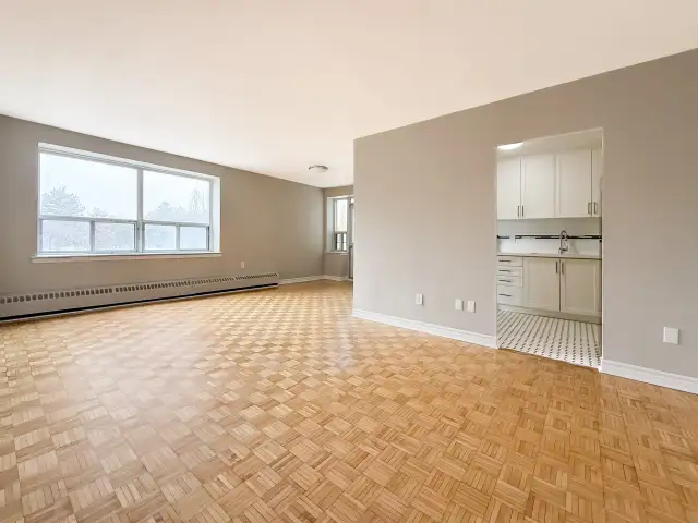 Etobicoke 3 Bedrooms Apartment for Rent - 440 Rathburn Road - Photo 5