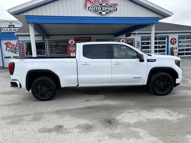 2025 GMC Sierra 1500 Elevation, X31, V8 - Photo 2