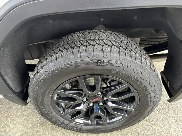 2025 GMC Sierra 1500 Elevation, X31, V8 - Photo 12