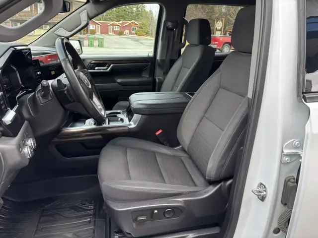 2025 GMC Sierra 1500 Elevation, X31, V8 - Photo 27