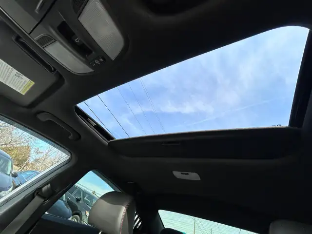 2018 Hyundai Elantra Sport - Photo 17