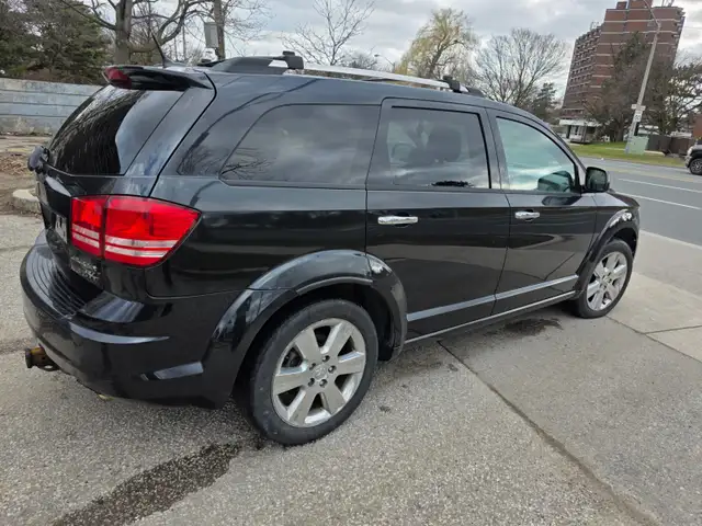 2010 Dodge Journey AWD 4dr R/T - Photo 5