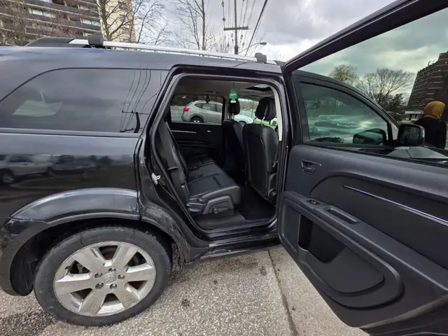 2010 Dodge Journey AWD 4dr R/T - Photo 7