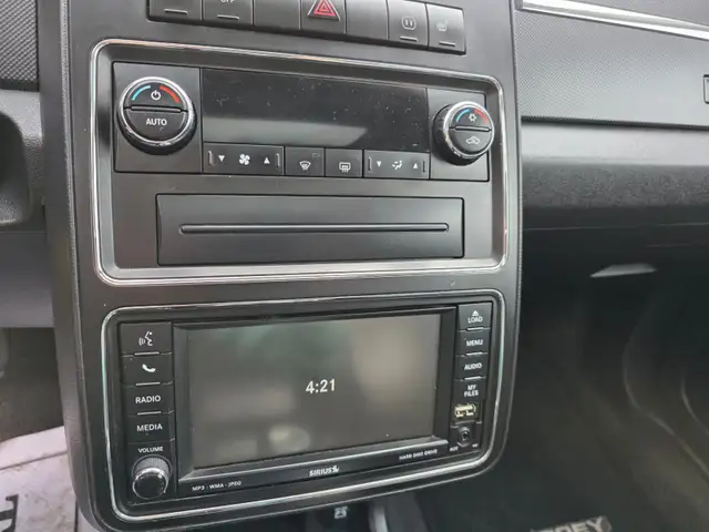 2010 Dodge Journey AWD 4dr R/T - Photo 12