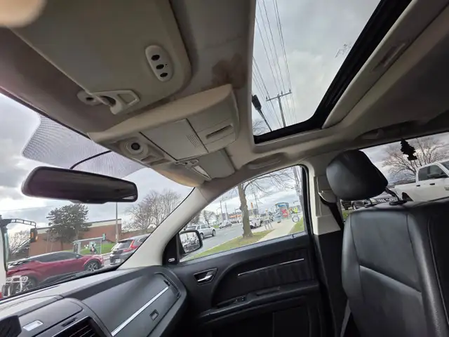 2010 Dodge Journey AWD 4dr R/T - Photo 18