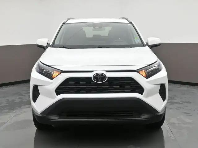 2025 Toyota RAV4 LE HYBRID AWD WHY WAIT? DRIVE HOME TODAY! - Photo 2