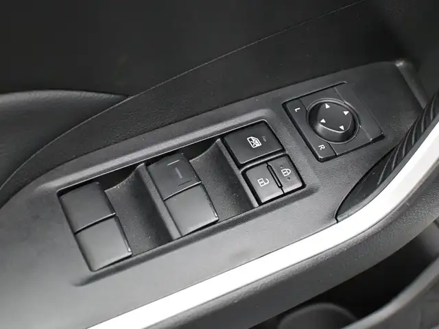 2025 Toyota RAV4 LE HYBRID AWD WHY WAIT? DRIVE HOME TODAY! - Photo 5