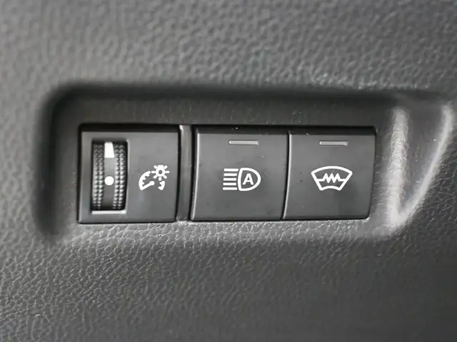 2025 Toyota RAV4 LE HYBRID AWD WHY WAIT? DRIVE HOME TODAY! - Photo 6