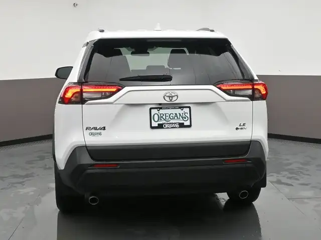 2025 Toyota RAV4 LE HYBRID AWD WHY WAIT? DRIVE HOME TODAY! - Photo 31