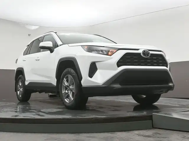 2025 Toyota RAV4 LE HYBRID AWD WHY WAIT? DRIVE HOME TODAY! - Photo 34