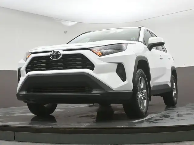 2025 Toyota RAV4 LE HYBRID AWD WHY WAIT? DRIVE HOME TODAY! - Photo 37