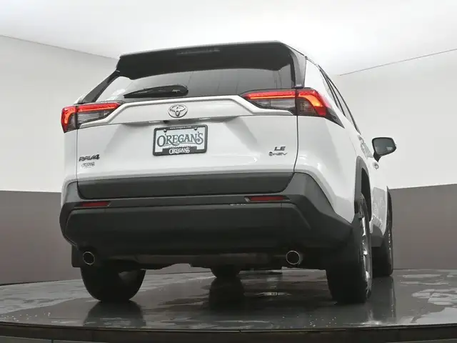 2025 Toyota RAV4 LE HYBRID AWD WHY WAIT? DRIVE HOME TODAY! - Photo 41