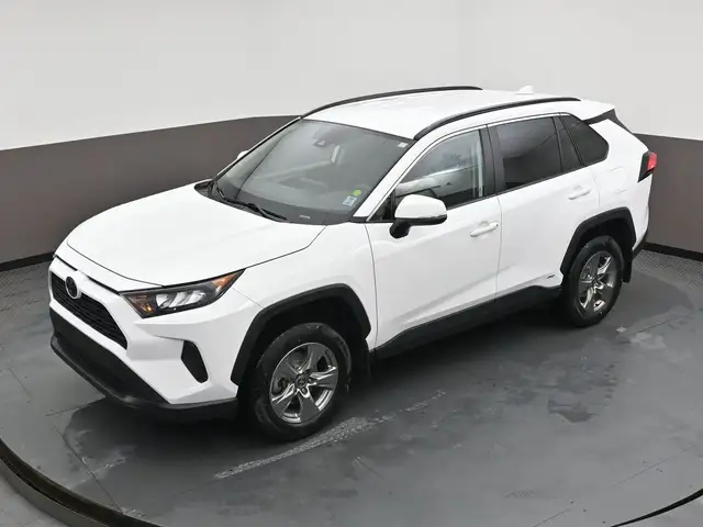 2025 Toyota RAV4 LE HYBRID AWD WHY WAIT? DRIVE HOME TODAY! - Photo 44