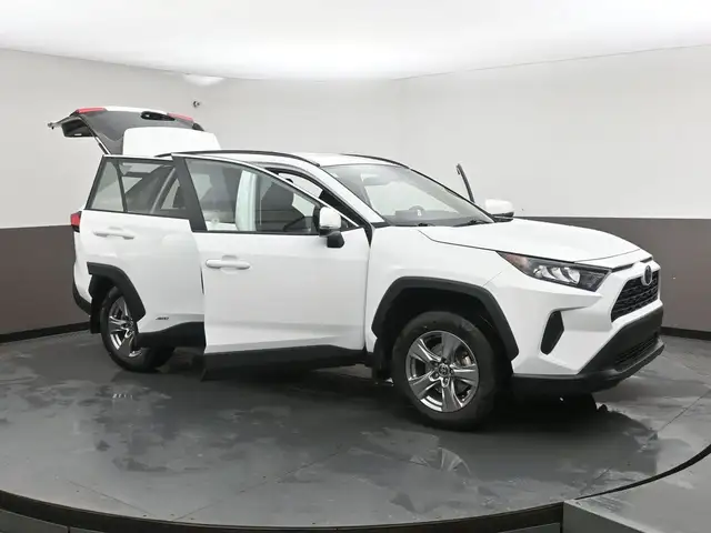 2025 Toyota RAV4 LE HYBRID AWD WHY WAIT? DRIVE HOME TODAY! - Photo 51