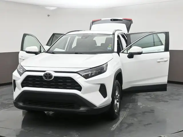2025 Toyota RAV4 LE HYBRID AWD WHY WAIT? DRIVE HOME TODAY! - Photo 52