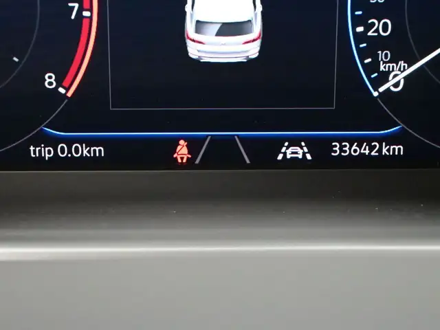 2025 Volkswagen Taos COMFORTLINE 4MOTION LOW MILEAGE! HEATED SEA - Photo 8