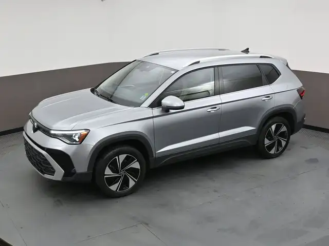 2025 Volkswagen Taos COMFORTLINE 4MOTION LOW MILEAGE! HEATED SEA - Photo 44