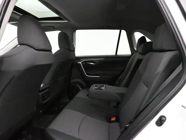 2025 Toyota RAV4 XLE AWD | HEATED SEATS | SUNROOF & MORE! - Photo 21