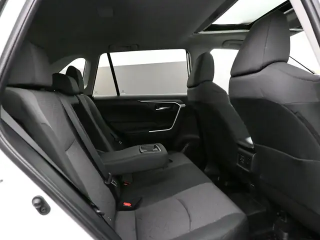 2025 Toyota RAV4 XLE AWD | HEATED SEATS | SUNROOF & MORE! - Photo 27