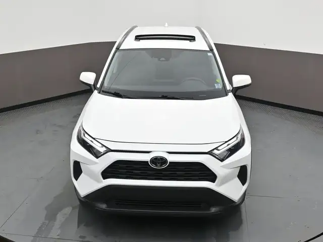 2025 Toyota RAV4 XLE AWD | HEATED SEATS | SUNROOF & MORE! - Photo 45