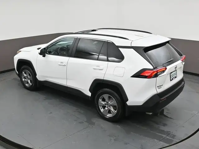 2025 Toyota RAV4 XLE AWD | HEATED SEATS | SUNROOF & MORE! - Photo 48