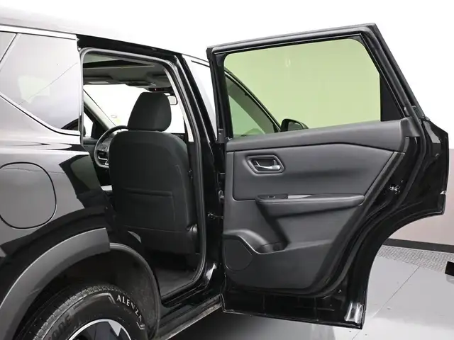 2025 Nissan Rogue SV MOONROOF AWD HEATED SEATS, HEATED STEERING - Photo 26