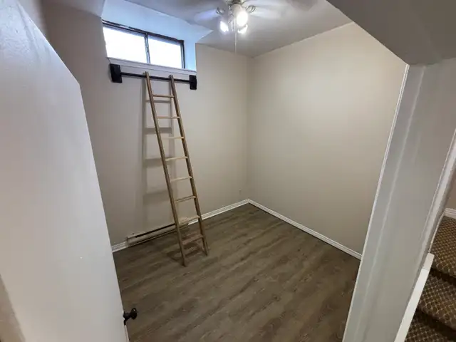 2 Bdrm in the Heart of Downtown Sarnia! @ 100C - Photo 7