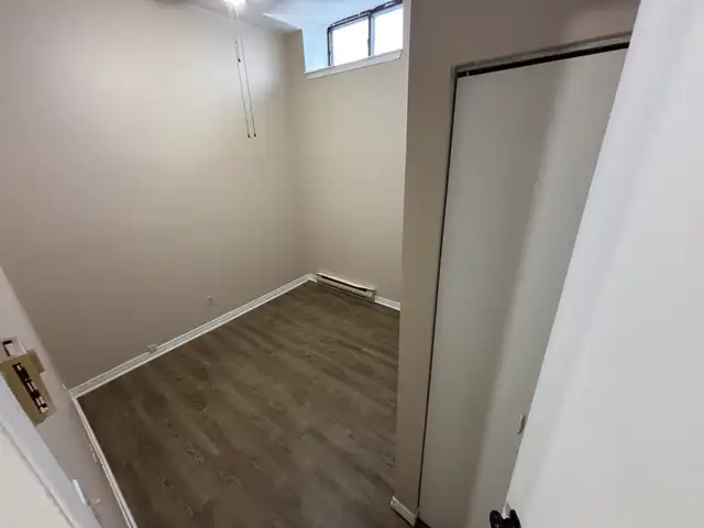 2 Bdrm in the Heart of Downtown Sarnia! @ 100C - Photo 9