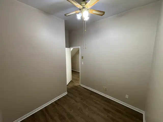 2 Bdrm in the Heart of Downtown Sarnia! @ 100C - Photo 10