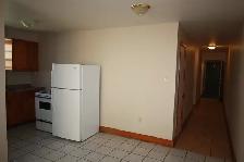 All inclusive 2 Bedroom Close to hospital & shopping! @515 Londo - Photo 6