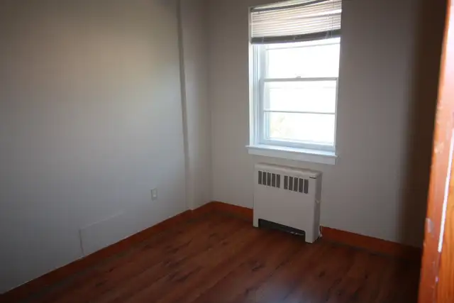 All inclusive 2 Bedroom Close to hospital & shopping! @515 Londo - Photo 11