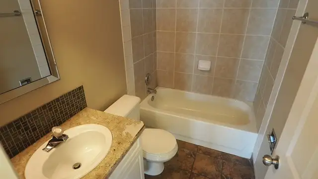 2 Bedroom Condo! In-Suite Laundry! Storage! - Photo 8