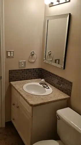 2 Bedroom Condo! In-Suite Laundry! Storage! - Photo 12