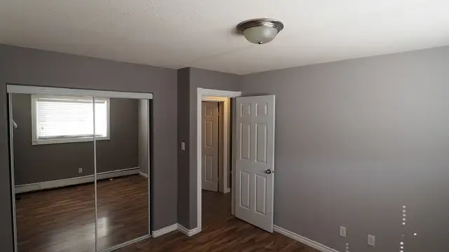 2 Bedroom Condo! In-Suite Laundry! Storage! - Photo 16