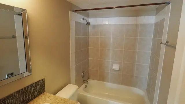 2 Bedroom Condo! In-Suite Laundry! Storage! - Photo 21