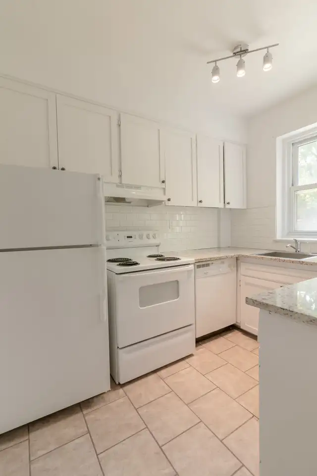 2 bedroom apartment near Atwater metro - ID 3061 - Photo 8