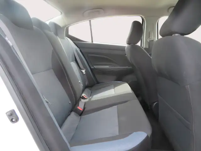 2025 Nissan Versa SV CVT - Photo 10