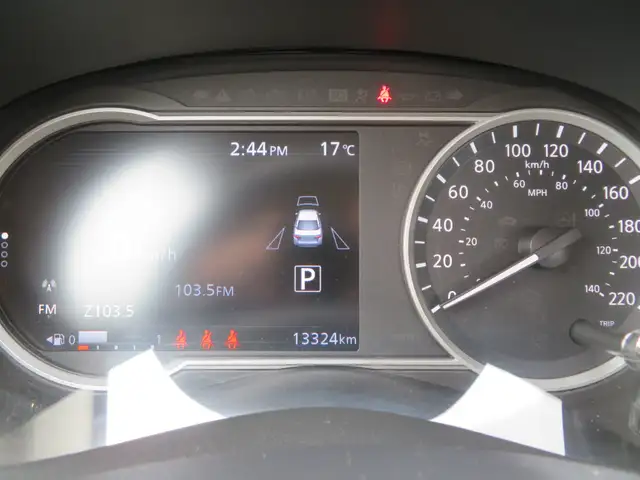 2025 Nissan Versa SV CVT - Photo 15