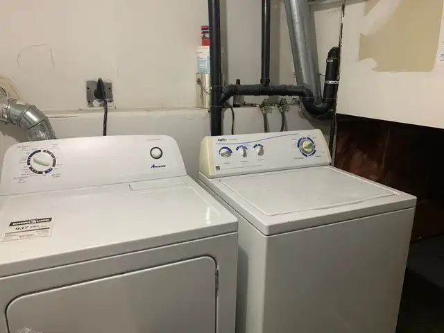 2 Bedroom Basement Suite! - Photo 4