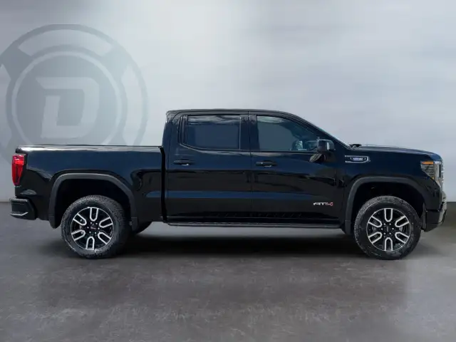 2026 GMC Sierra 1500 - Photo 4